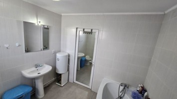 baicoi-casa-pretabila-locuit-firmaactivitati-comerciale-5