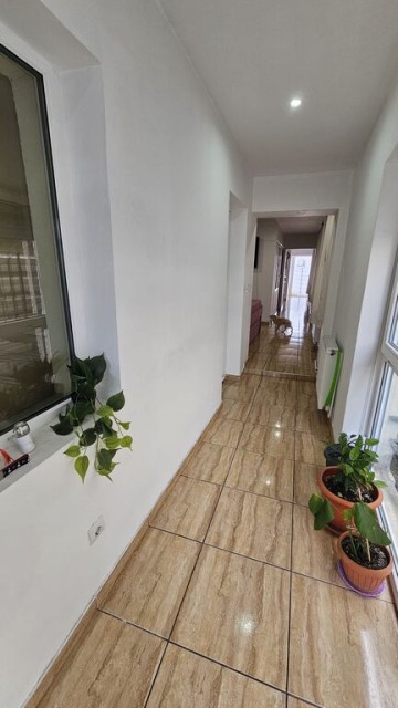 baicoi-casa-pretabila-locuit-firmaactivitati-comerciale-27