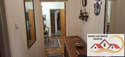 inchiriere-apartament-cu-4-camere-si-2-balcoane-complect-mobilat-cofort-1-la-etaj-1-ultracentral-in-campulung-la-pretul-de-300-euro-luna-2