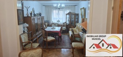 inchiriere-apartament-cu-4-camere-si-2-balcoane-complect-mobilat-cofort-1-la-etaj-1-ultracentral-in-campulung-la-pretul-de-300-euro-luna-3