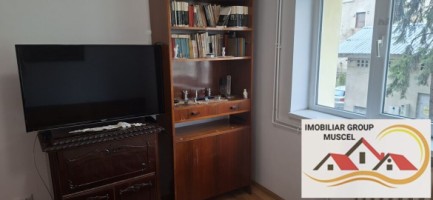 inchiriere-apartament-cu-4-camere-si-2-balcoane-complect-mobilat-cofort-1-la-etaj-1-ultracentral-in-campulung-la-pretul-de-300-euro-luna-16