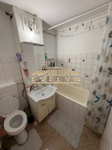 de-vanzare-apartament-2-camere-56-mp-calea-nationala-magazin-util-4