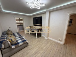 apartament-3-camere-modern-zona-piata-mare-parter-70-mp-renovat-total