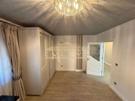 apartament-3-camere-modern-zona-piata-mare-parter-70-mp-renovat-total-4