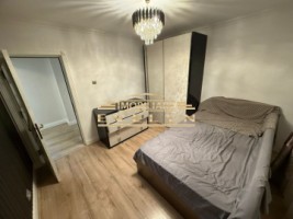 apartament-3-camere-modern-zona-piata-mare-parter-70-mp-renovat-total-3