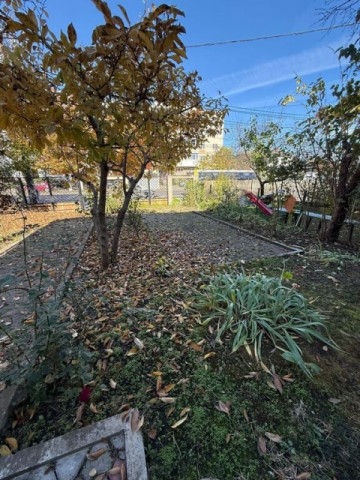 cantacuzino-etaj-casa-din-1980-curte-proprie-330mp-16