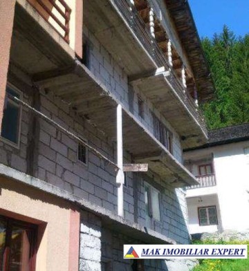 hotel-p3m-16-camere-pe-transfagarasan-in-arefu-piscul-negru-ag-43