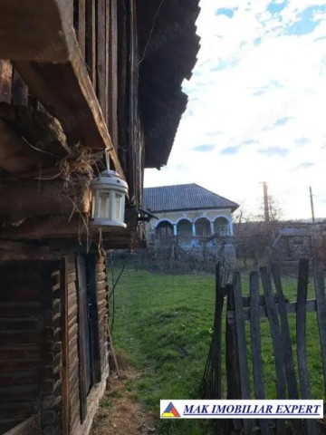 de-vanzare-casa-teren-860-mp-in-corbi-arges-1