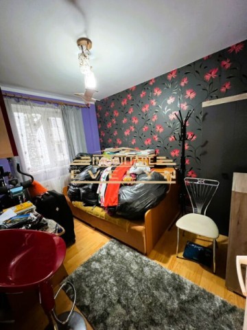 apartament-3-camere-i-etaj-1-i-pret-71000-euro-negociabil-8