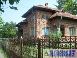 teren-3000-mp-casa-intravilan-in-centru-campulung-muscel-ag