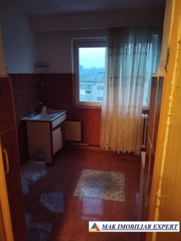 apartament-3-camere-cf-1-et-4-in-visoi-campulung-muscel-ag-12