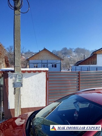 casa-noua-4-cam-teren-700-mp-in-godeni-capul-piscului-arges-7