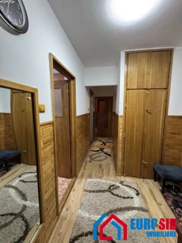 apartament-3-camere-decomandate-in-sibiu-zona-centrala-2
