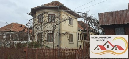 vanzare-casa-in-comberevoiesti-impreuna-cu-magazin-intr-o-zona-linistita-la-pretul-de-49000-de-euro-negociabil-cu-suprafata-teren-de-3746-mp-0