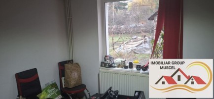 vanzare-casa-ultracentral-in-spatele-hotelmuscel-cu-eaj-avand-4-camere-2-baiterasa-bucatarie-si-beci-la-pretul-de-69900-euro-negociabil-18
