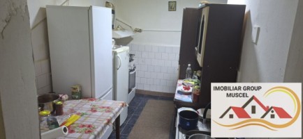 vanzare-casa-ultracentral-in-spatele-hotelmuscel-cu-eaj-avand-4-camere-2-baiterasa-bucatarie-si-beci-la-pretul-de-69900-euro-negociabil-22
