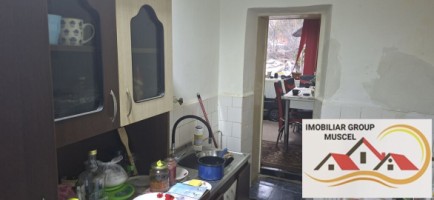 vanzare-casa-ultracentral-in-spatele-hotelmuscel-cu-eaj-avand-4-camere-2-baiterasa-bucatarie-si-beci-la-pretul-de-69900-euro-negociabil-24
