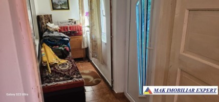 vand-casa-3-camere-teren-1200-mp-in-stalpeni-arges-9