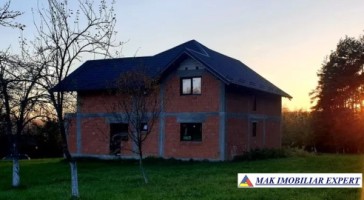 vila-la-rosu-6-cam-teren-3000-mp-in-mihaesti-arges-9