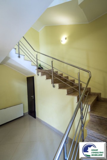 vila-de-locuit-situata-in-busteni-arhitectura-montana-25