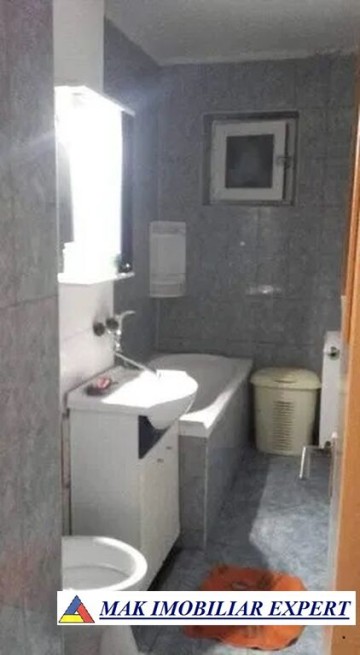 apartament-3-camere-cf-2-et-3-in-visoi-campulung-muscel-ag-12