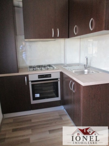 apartament-trei-camere-de-inchiriat-in-alba-iulia-bloc-nou-2
