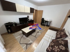 inchiriez-apartament-3-camere-semidecomandat-zona-mihai-viteazul-2