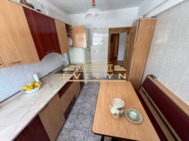 apartament-4-camere-transformat-din-3-etaj-1-zona-scoala-nr-6-str-bucovina-4