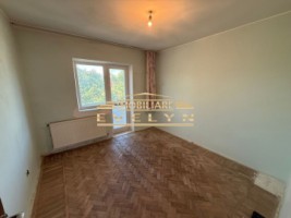 de-vanzare-apartament-3-camere-bloc-tip-vila-0