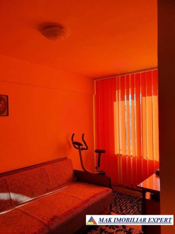 apartament-3-camere-cf-1-p-in-centru-campulung-muscel-arges-2