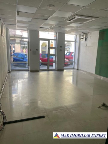 ian-2029-spatiu-comercial-100-mp-in-centru-campulung-muscel-arges-3