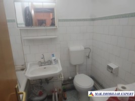 aprilie-2027-garsoniea-de-inchiriat-in-centru-campulung-muscel-arges-7