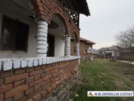 casa-4-camere-teren-spectaculos-3700-mp-in-corbi-arges-3