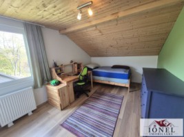 casa-in-muntii-apuseni-cu-114144-mp-teren-8