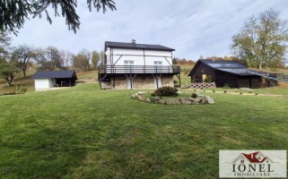 casa-in-muntii-apuseni-cu-114144-mp-teren-24