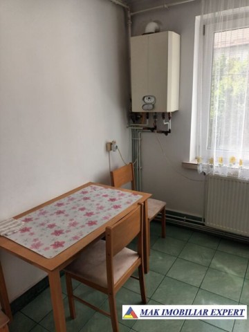 apartament-2-camere-cf-1-et-2-in-centru-campulung-muscel-ag-10