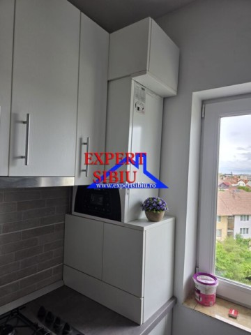 apartament-3-cameredecomandatrecent-renovatzona-vasile-aaron-10