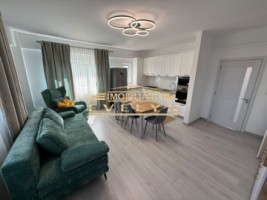 apartament-3-camere-de-vanzare-zona-pod-de-piatra-magazin-piticot-0