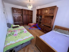 inchiriez-apartament-2-camere-decomandat-zona-centrala-1