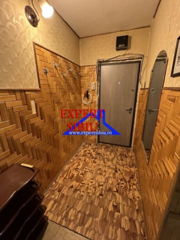 inchiriez-apartament-2-camere-decomandat-zona-centrala-7