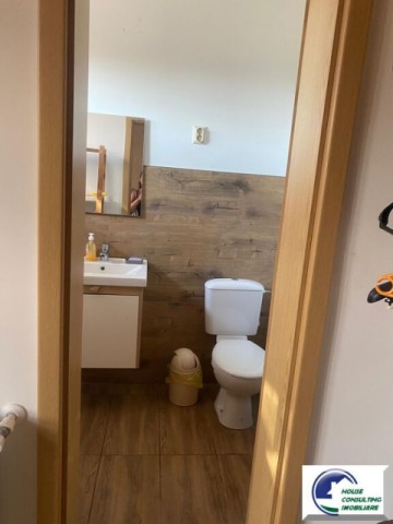 casa-speciala-cu-3400-mp-teren-situata-in-valea-calugareasca-11