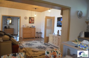 casa-speciala-cu-3400-mp-teren-situata-in-valea-calugareasca-19