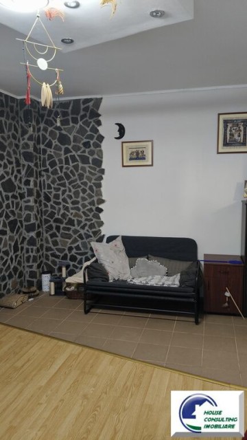 garsoniera-tip-studio-situata-in-sinaia-const-2005-2
