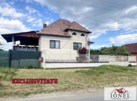 vanzare-casa-in-ighiu-0