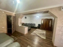 casa-tip-duplex-zona-pedagogic-popa-sapca-renovata-1