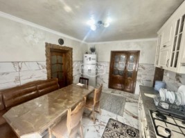 casa-tip-duplex-zona-pedagogic-popa-sapca-renovata-3