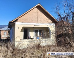 vanzare-casa-2-camere-teren-779-mp-pe-calea-pietroasa-campulung-ag-0