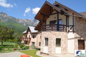 casa-individuala-cu-3trei-camere-busteni-piatra-arsa-2
