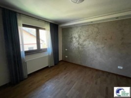 casa-individuala-cu-3trei-camere-busteni-piatra-arsa-12