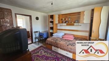 vanzare-doua-corpuri-de-case-in-vacarea-com-mihaesti-intr-o-zona-linistita-cu-teren-1500-mp-la-pretul-de-69000-euro-negociabil-4
